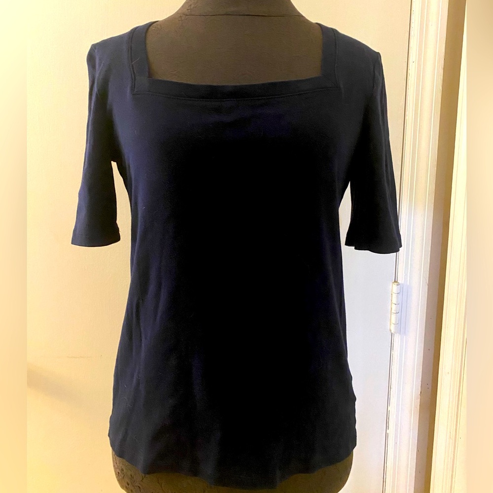 Square neck navy 3/4 sleeve top. Jones of New York